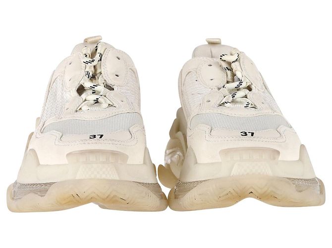 Everyday Balenciaga Triple S Sneakers aus beigem Polyurethan - Ansicht 3