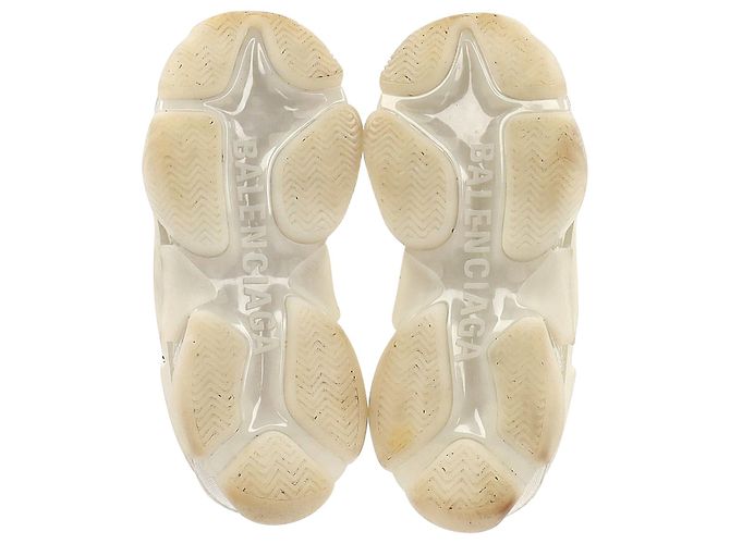 Everyday Balenciaga Triple S Sneakers aus beigem Polyurethan - Ansicht 6