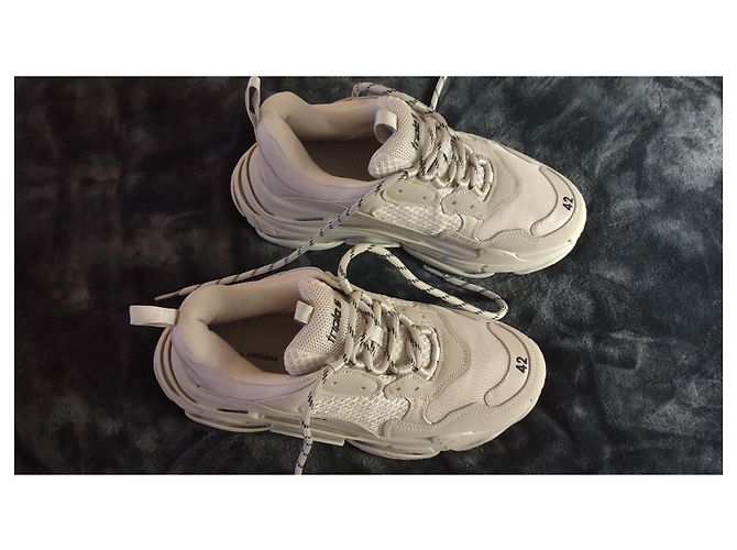 Sneakers Balenciaga Triple S Beige - vista 13