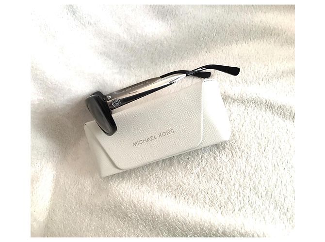 Occhiali da sole Michael Kors Sevilla MK 2061 Nero Argento - vista 8