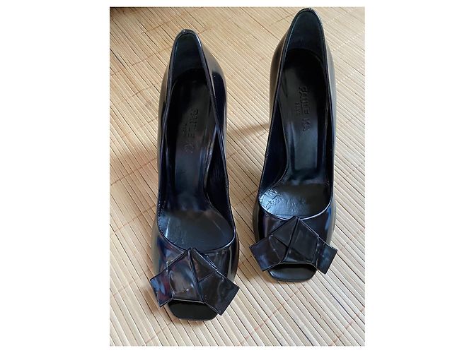 Neue Lederpumps von Paule Ka Schwarz - Ansicht 8