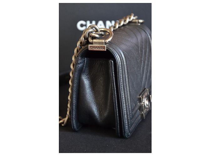 Chanel Boy Minitasche Schwarz Silber Hardware - Ansicht 5