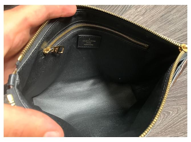 Clutch Louis Vuitton Palas - vista 3