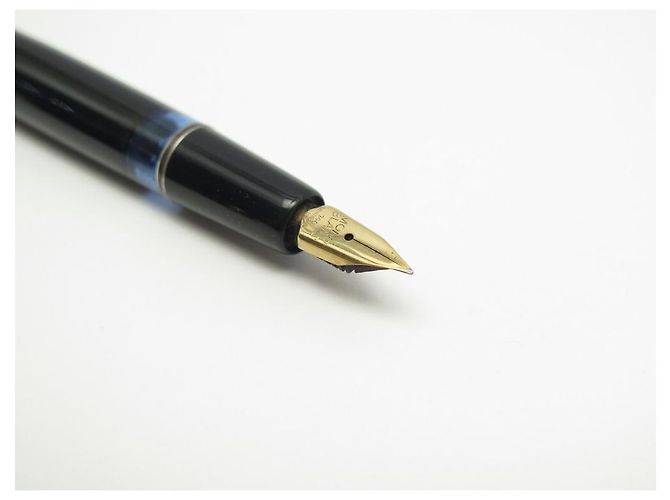 VINTAGE MONTBLANC FEDERSTIFT 254 SCHWARZER HARZKOLBEN SCHWARZER FÜLLFEDERHALTER - Ansicht 2
