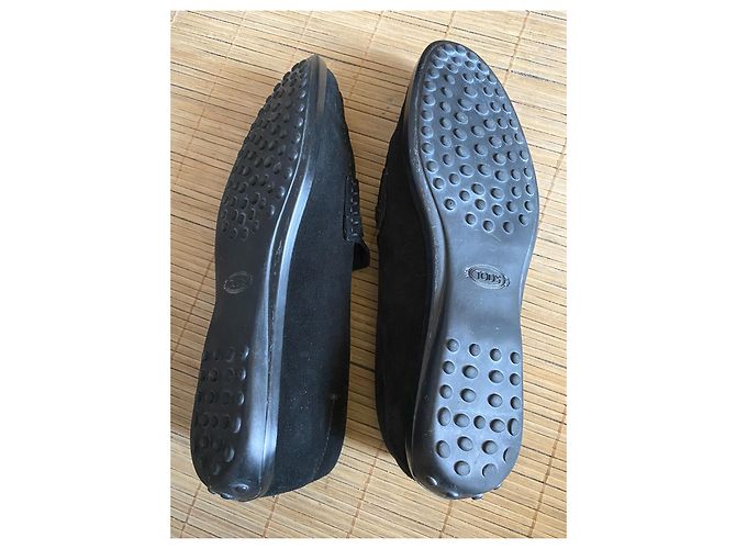 Mocassini Tod's in camoscio nero - vista 4