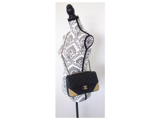 Timeless Chanel Classic mittlere Tasche Schwarz - Ansicht 8
