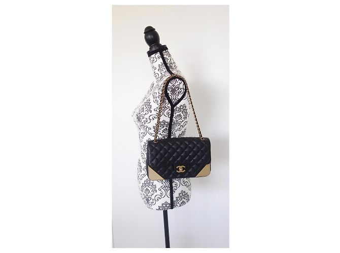 Timeless Chanel Classic mittlere Tasche Schwarz - Ansicht 9