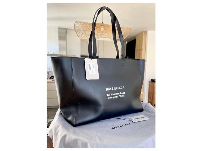 Borsa Tote Balenciaga Shanghai in Pelle Nera - vista 2