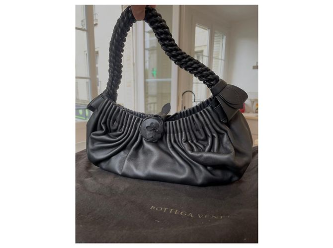 Borsa Pouch Bottega Veneta in pelle nera Nero - vista 5