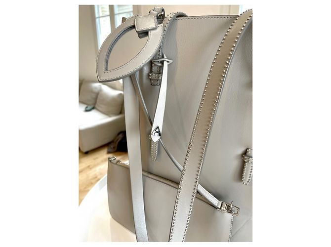 Alaïa Shopper aus Leder in Grau - Ansicht 6