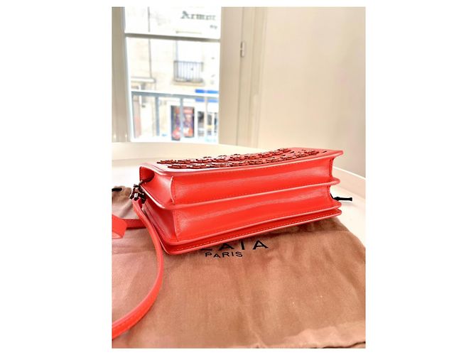 Borsa Alaïa WOC Rossa in Pelle di Agnello Rosso - vista 5