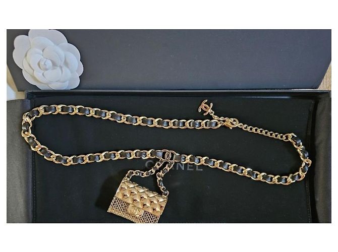 Cinturon chanel Dorado - vista 3