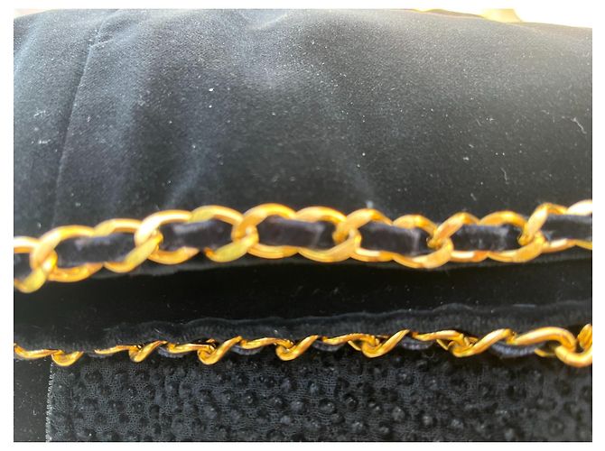 Gonna Chanel in velluto nero con catena dorata extra vintage - vista 4