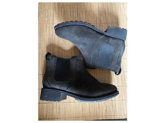 Neue UGG-Lederstiefel mit Fellfutter Schwarz - Ansicht 4