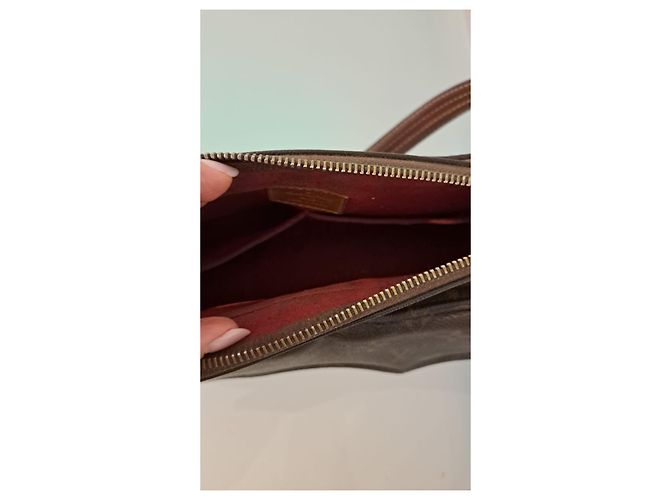 Louis Vuitton Borsa Viva Cité in Pelle Marrone - vista 5