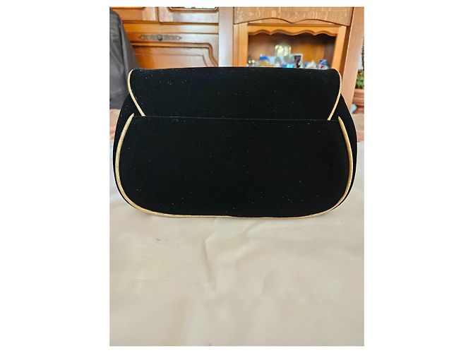 Clutch Christian Dior in velluto nero - vista 6