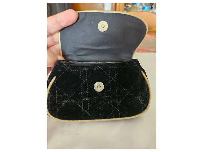 Clutch Christian Dior in velluto nero - vista 9