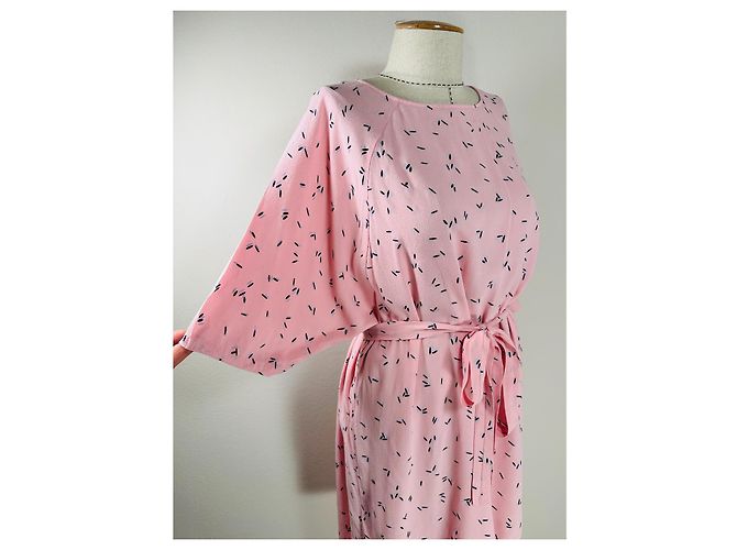 Autre Marque Stine Goya Kleid Rosa Viscose Pink - Ansicht 2