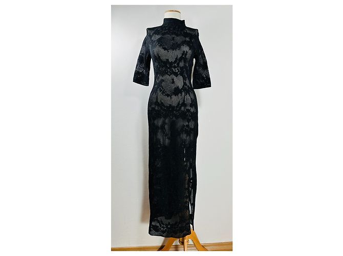 Autre Marque Koché Langes schwarzes Kleid mit Blumenspitze - Ansicht 2