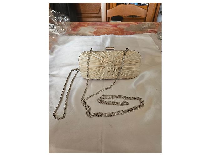 Pochette da sera No Name in raso plissettato crema con catena - vista 2