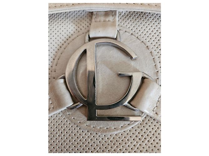 Bolsa de mão Guy Laroche em couro creme - vista 7