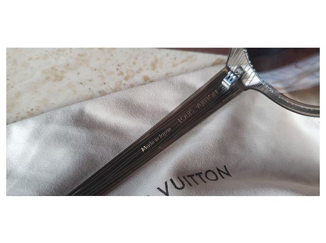 Gafas de sol Louis Vuitton Gris Bronce - vista 2