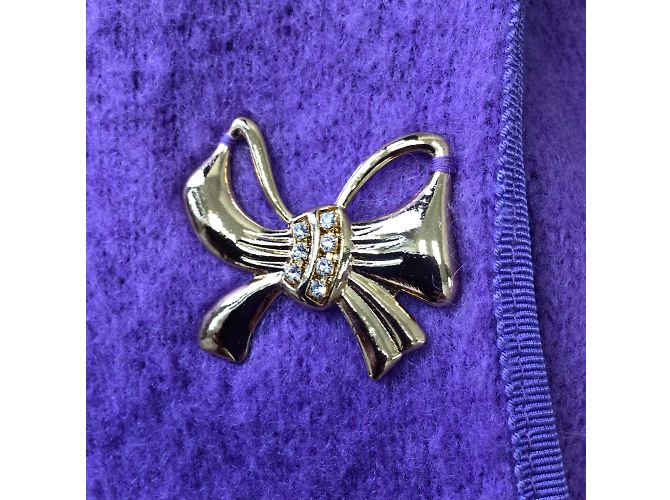 Muveil Roxo / Suéter cardigã de malha com botões e laço embelezado com cristal dourado - vista 5