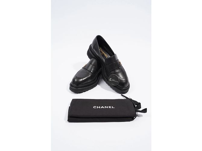 Mocassini Chanel in pelle nera EU 38 / UK 5 Nero - vista 9