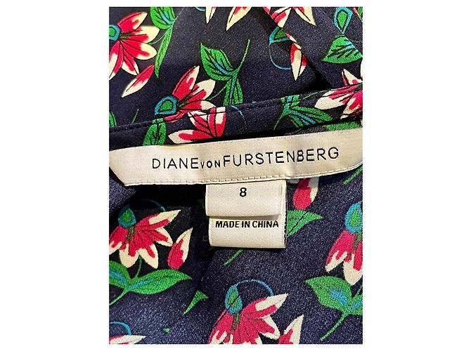 Diane Von Furstenberg Vestido halter Leyland de seda con estampado floral de DvF Zen - vista 5