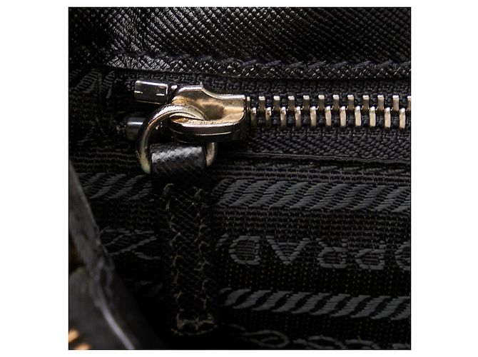 Borsa a tracolla a catena in tessuto nero Prada - vista 9