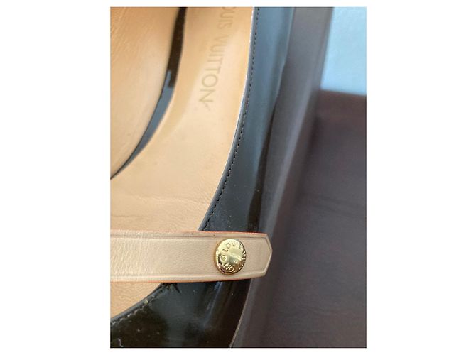 Louis Vuitton Ballerine in Vernice Marrone Marrone scuro - vista 3