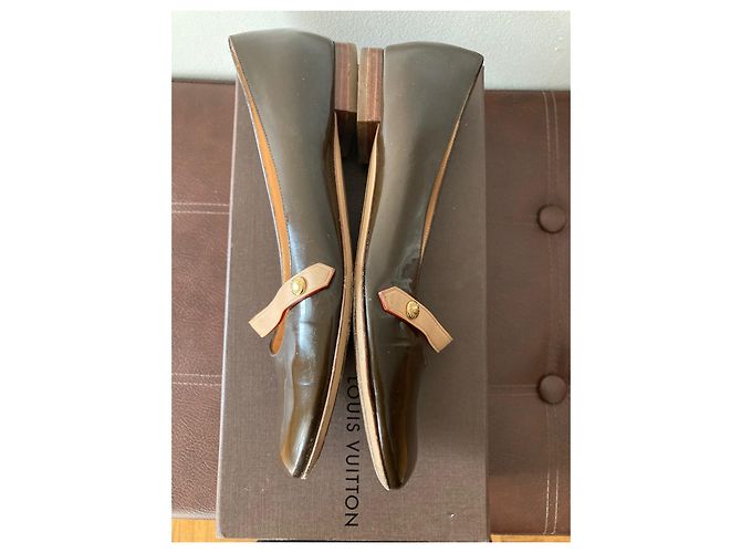 Louis Vuitton Ballerine in Vernice Marrone Marrone scuro - vista 6