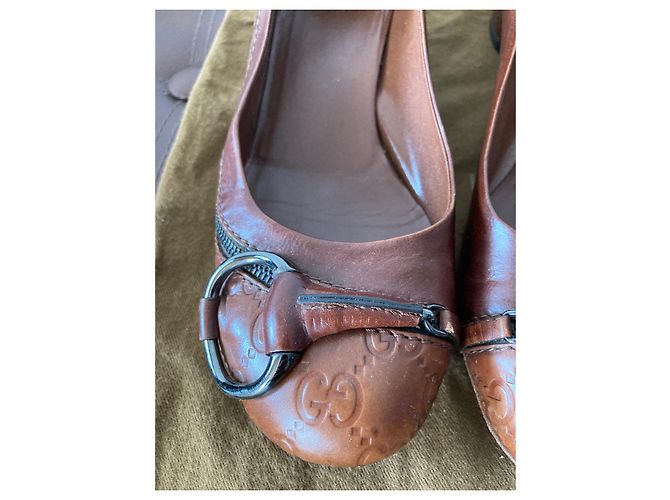 Bailarinas Gucci de piel marrón con monograma Castaño - vista 2