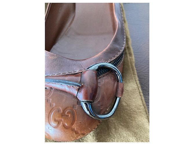 Bailarinas Gucci de piel marrón con monograma Castaño - vista 3