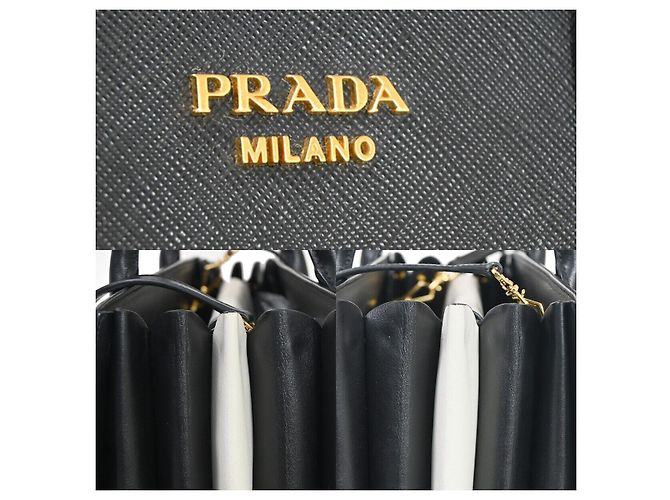 Bibliothèque Prada - vue 3