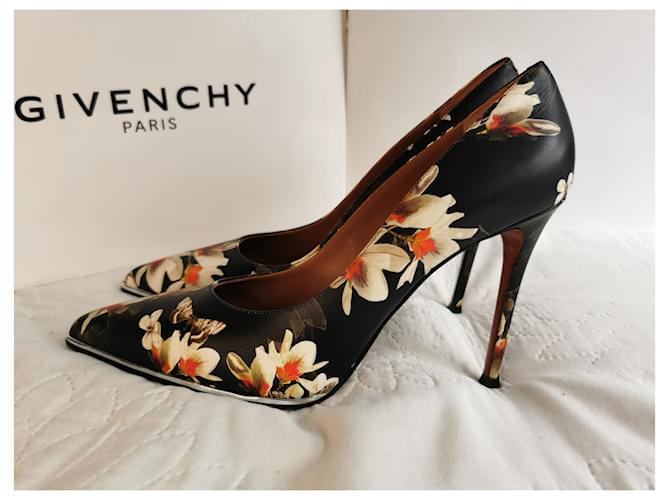Décolleté Givenchy in pelle nera e floreale Nero Argento Multicolore - vista 4