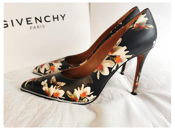 Décolleté Givenchy in pelle nera e floreale Nero Argento Multicolore - vista 9