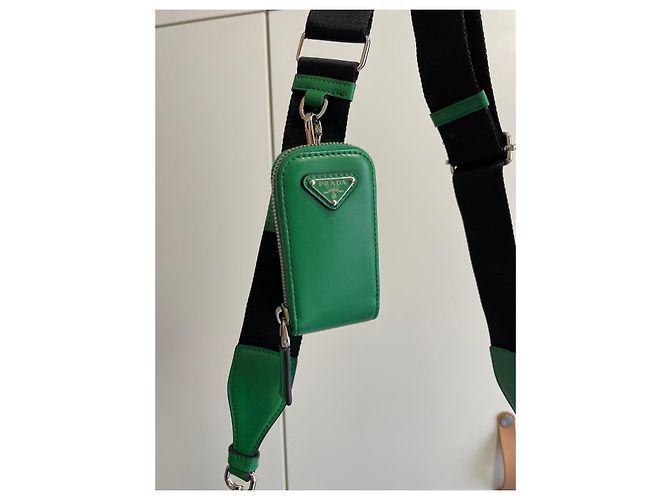 Borsa a mano Prada Triangle in pelle verde - vista 2
