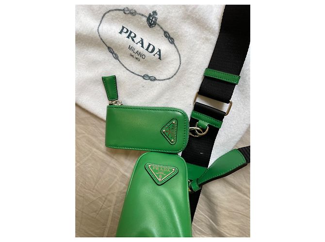 Borsa a mano Prada Triangle in pelle verde - vista 5