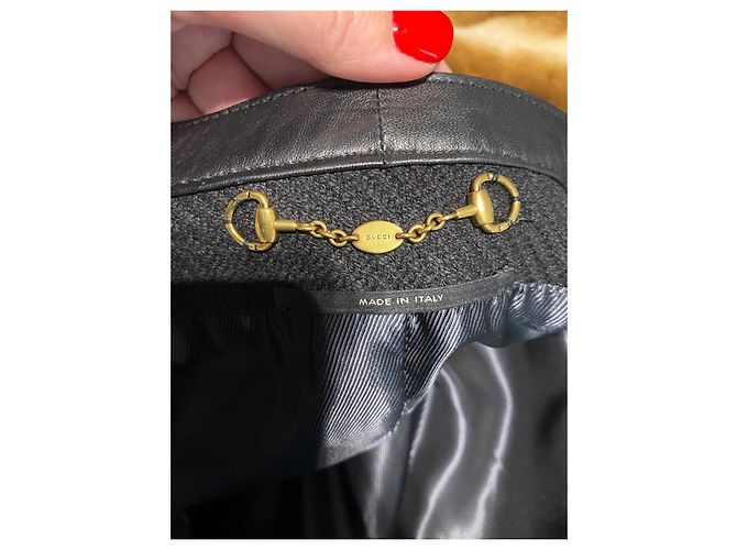 Abrigo Gucci de lana negro con detalles de piel - vista 13