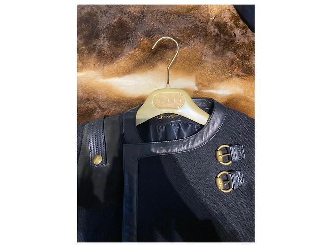 Abrigo Gucci de lana negro con detalles de piel - vista 15