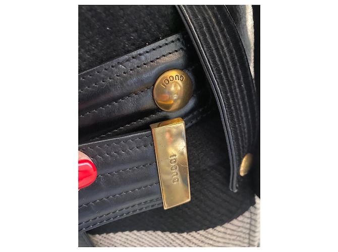 Abrigo Gucci de lana negro con detalles de piel - vista 5