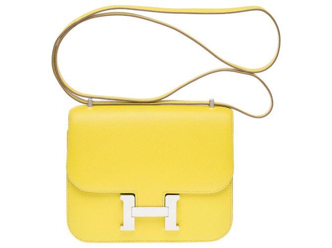 Hermès Sac HERMES Constance en Cuir Jaune - 101390 - vue 2