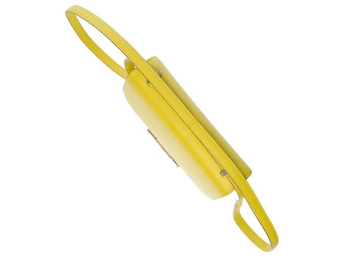 Hermès Sac HERMES Constance en Cuir Jaune - 101390 - vue 9