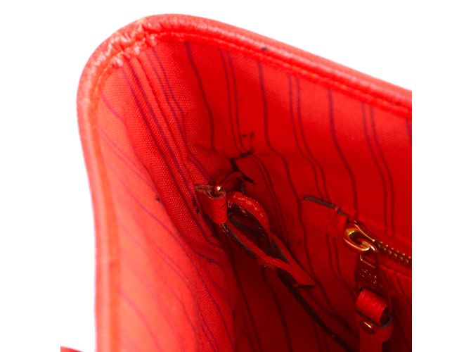 LOUIS VUITTON - Citadine tote bag in embossed red grained leather - view 7