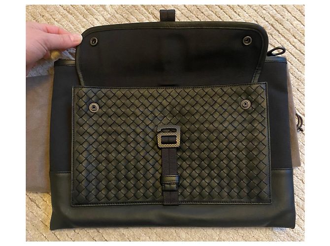 Pochette Bottega Veneta in pelle e tessuto nero - vista 8