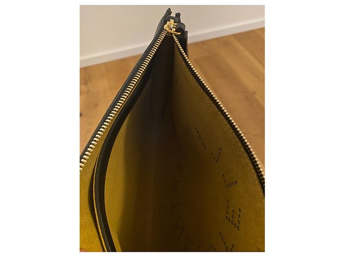 Stella Mc Cartney Pochette nera con cinturino da polso Nero - vista 5