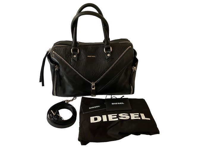 Sac style Boston en cuir noir Diesel - vue 11