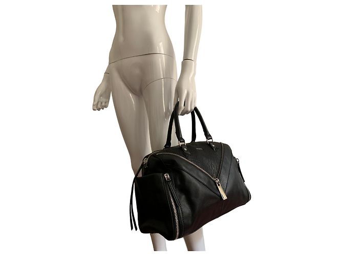 Sac style Boston en cuir noir Diesel - vue 13