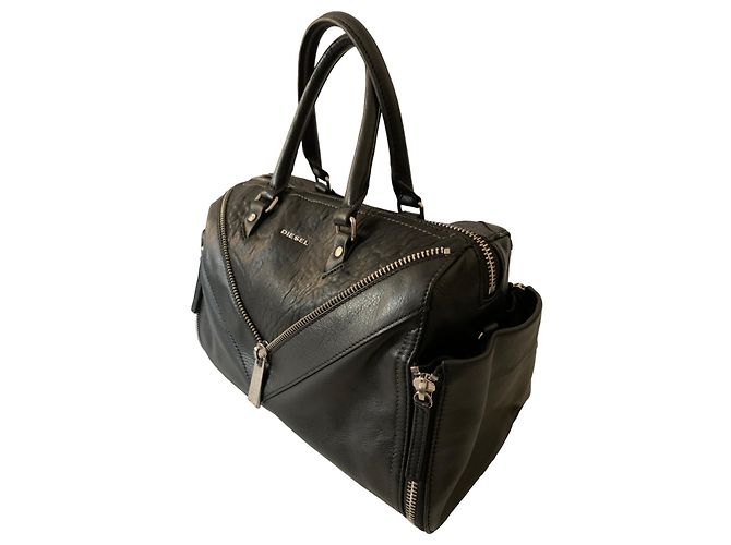 Sac style Boston en cuir noir Diesel - vue 4